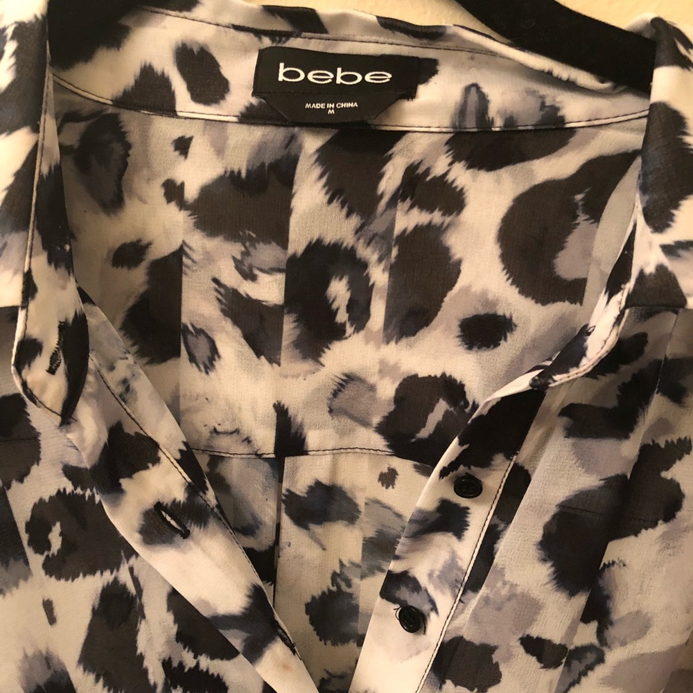 Bebe blouse 🎀 - Picture 2 of 4